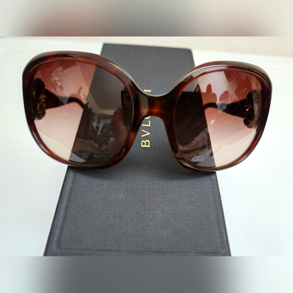 Bvlgari Serpenti with Swarovski Crystals Sunglasses - Picture 3 of 10